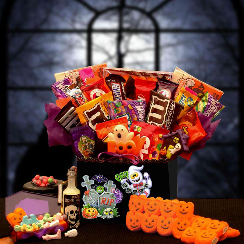 Spooktacular Sweets Halloween Gift Box - Commack Halloween flowers