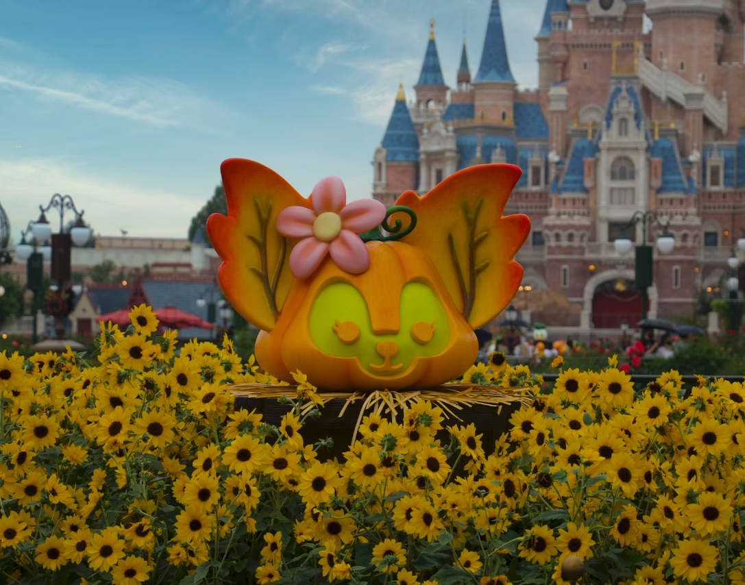 Halloween Sunflower Arrangement