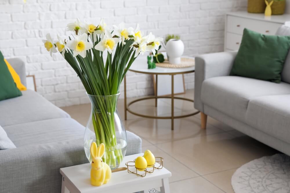 Daffodils flower meaning