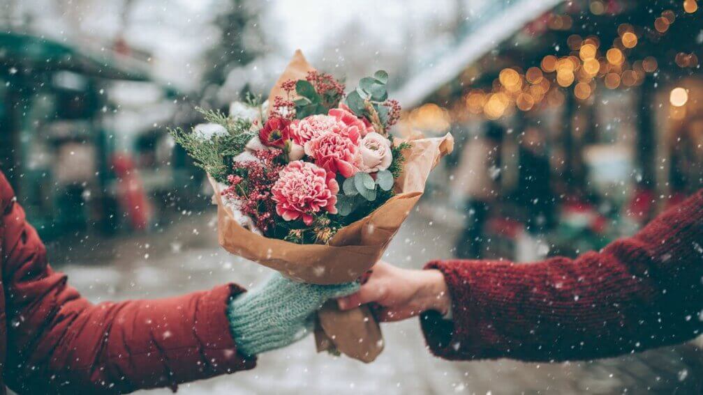 Christmas flower delivery - Prestons Florist